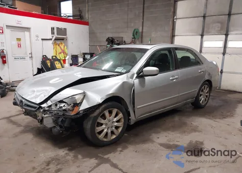 2006 Honda Accord 3.0 Ex z USA, uszkodzony, nr VIN 1HGCM665X6A072805